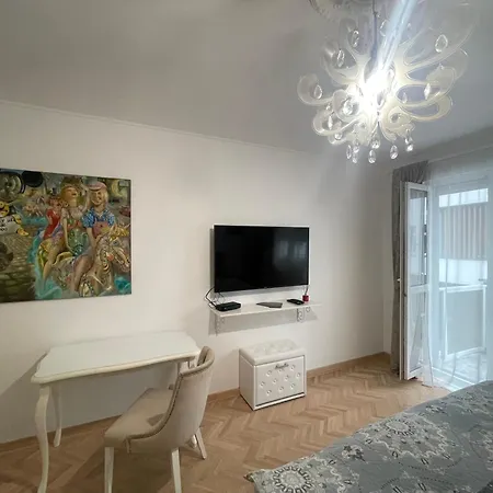 Dreamscape City Center Apartment *