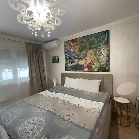Dreamscape City Center Apartment